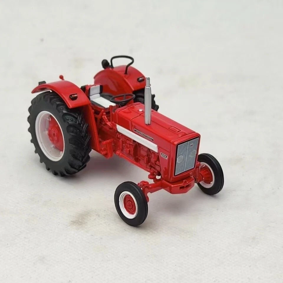 1:43 Red Alloy Antekus Tractor Farmall B Agricultural Vehicle Model Collection - Image 4 of 4