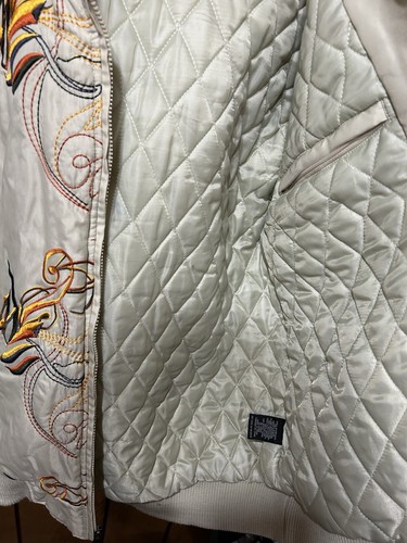 Al Wissam Embroidered Jacket (XL) - Picture 9 of 11