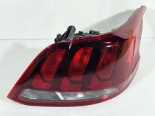 Rückleuchte Peugeot 301 98172995800 Rechts Rearlight
