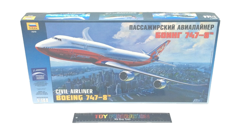 1/144 Zvezda 7010 Boeing 747-8 Civil Airliner Modellbausatz