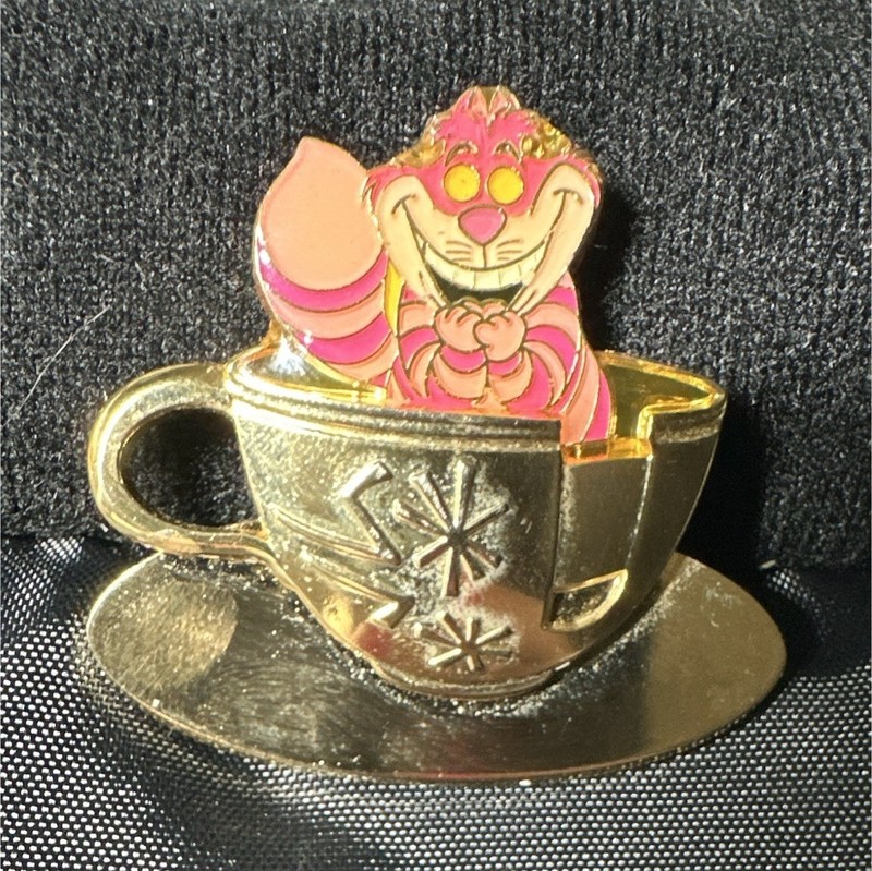 Disney Alice in Wonderland Cheshire Cat Teacup Single Pin Limited Edition