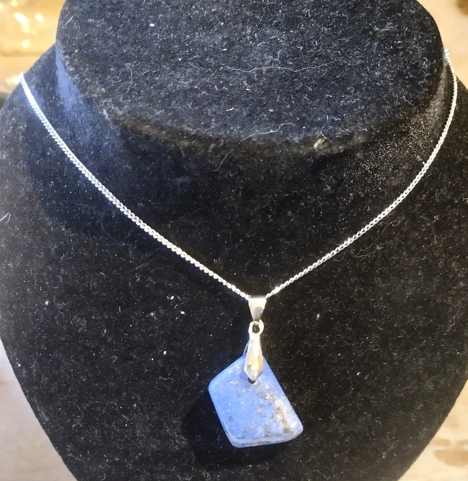 Splendide Collier Pendentif Lapis Lazuli Chaîne Acier  - Photo 1/4