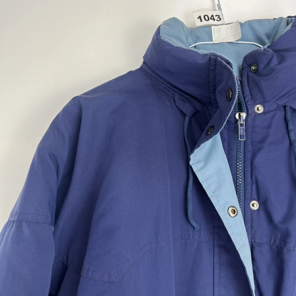 Berghaus Vintage Navy Blue Airfoil Jacket Men’s Size Pit To Pit 22 - Image 2 of 4