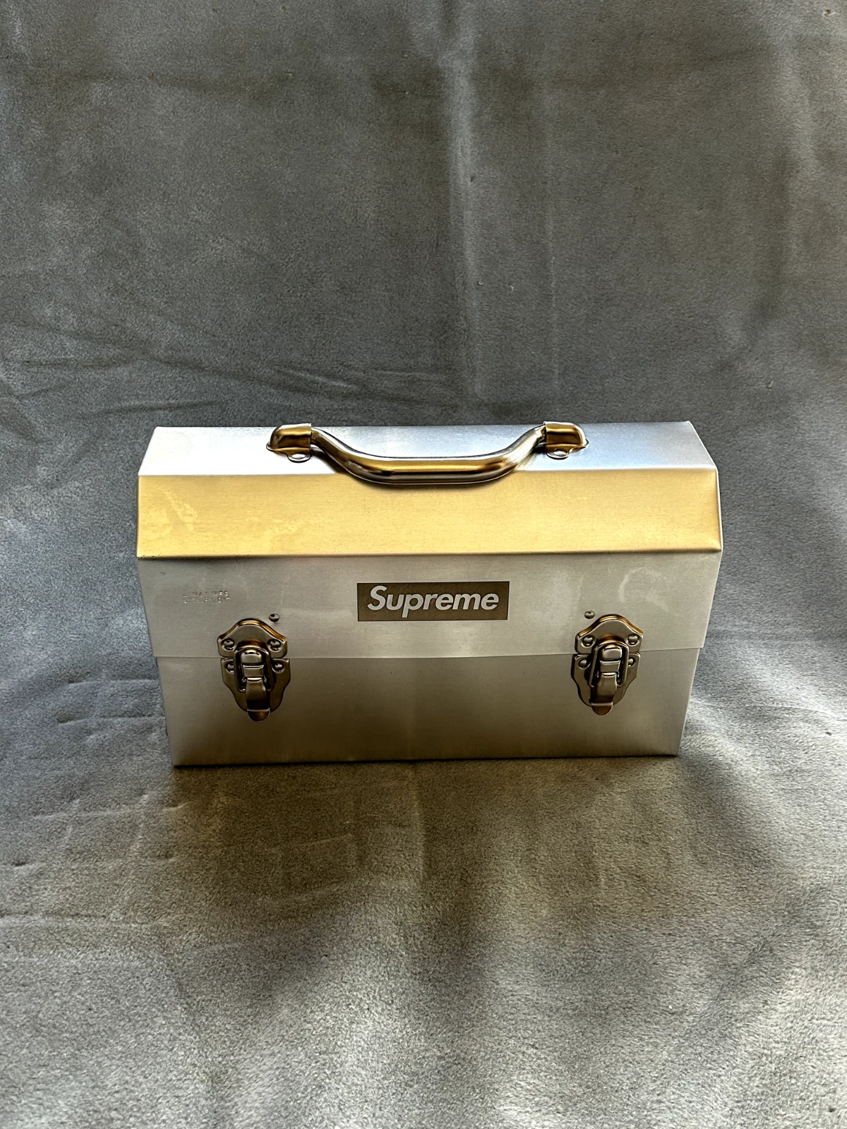 Boîte à lunch du mineur Supreme x L. May MFG Inc.