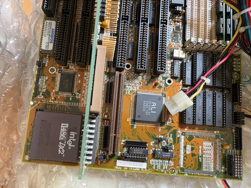 Vintage ABit AB-AD4 486 motherboard with ISA and VLB slots 256 KB cache tested! - Afbeelding 9 van 14