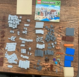Lego #21121 Minecraft The Desert Outpost 100% Complete w Box and Instructions