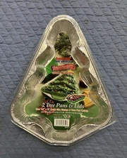 Vintage NEW Handi-foil 2 Christmas Tree Cake Pans Lids USA Cook-n-Carry 1980’s