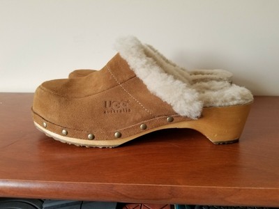 ugg wooden clogs
