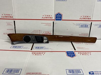 2004-06 Volkswagen Phaeton Front Right Door Handle Trim/ Lock Switch 3D0 837 114