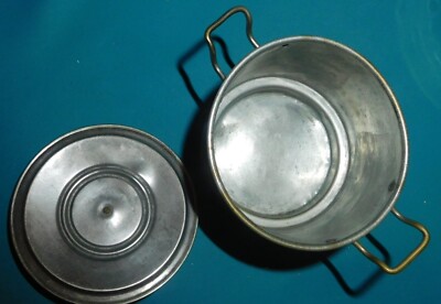 Lot de batterie de casseroles - , les ventes publiques en