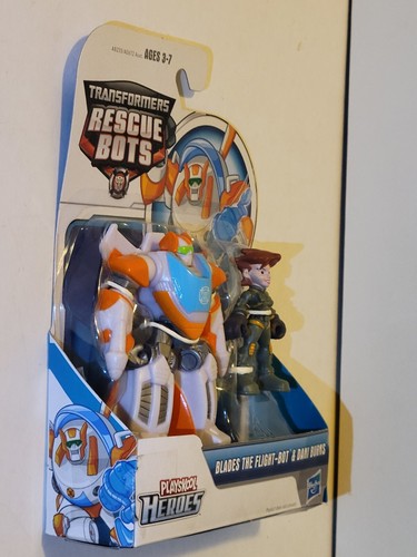 Transformers Rescue Bots BLADES The Flight-Bot & DANI BURNS Figures SEALED NEW - Picture 5 of 10