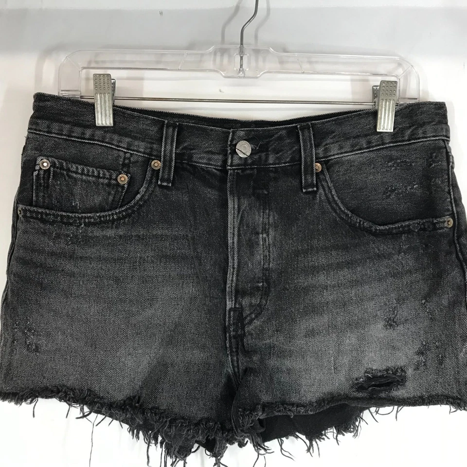 LEVI'S- WOMEN'S 30 - BLACK 501 BUTTON FLY CUT-OFF JEAN SHORTS - Image 2 of 4
