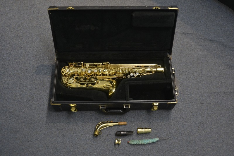 Selmer USA Standard Std. 2 Alto Saxophone W/Case