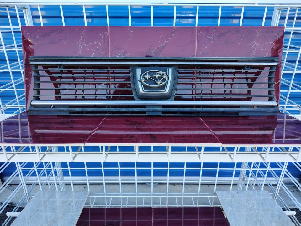 1980-1982 Subaru Brat GL Hatchback 4DR/2DR Front Grille W/Emblem Factory OEM/JDM - Image 4 of 4