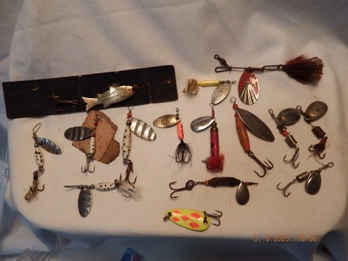 Vtg Spinnerbait Fishing Lure Lot Rooster Tail, Mepps,Bass Buster,Shyster-15-B590