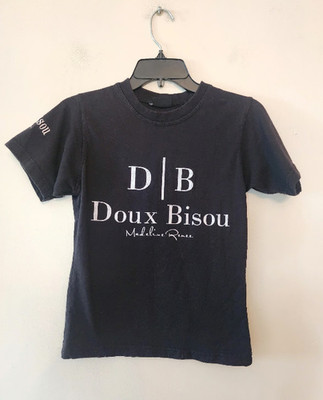 Doux bisou madeline Renee black t shirt size xs