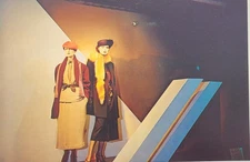 1970s STRAWBRIDGE & CLOTHIER PHILADELPHIA WINDOW DISPLAY PHOTO FASHION'S MESSAGE