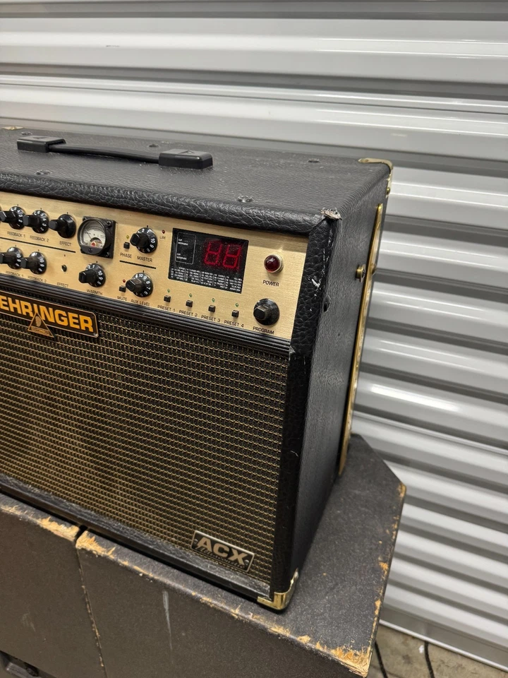 Vintage Behringer Ultracoustic ACX1000 Acoustic Guitar Amplifier - Image 4 of 4