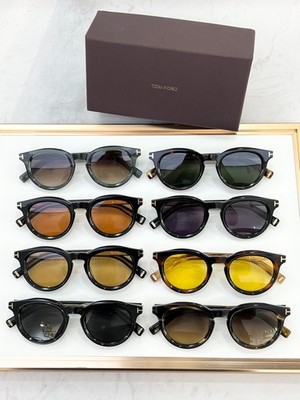 Tom Ford Model: FT1325 (Icon Round) Sunglasses, Size 47-23  display picture 3