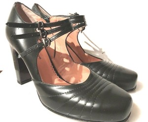 dark green mary jane shoes