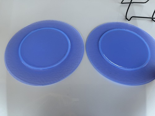 Murano Yalos Casa, Glass Periwinkle Opalescent Plates 12" Dia. Translucent - Picture 10 of 16