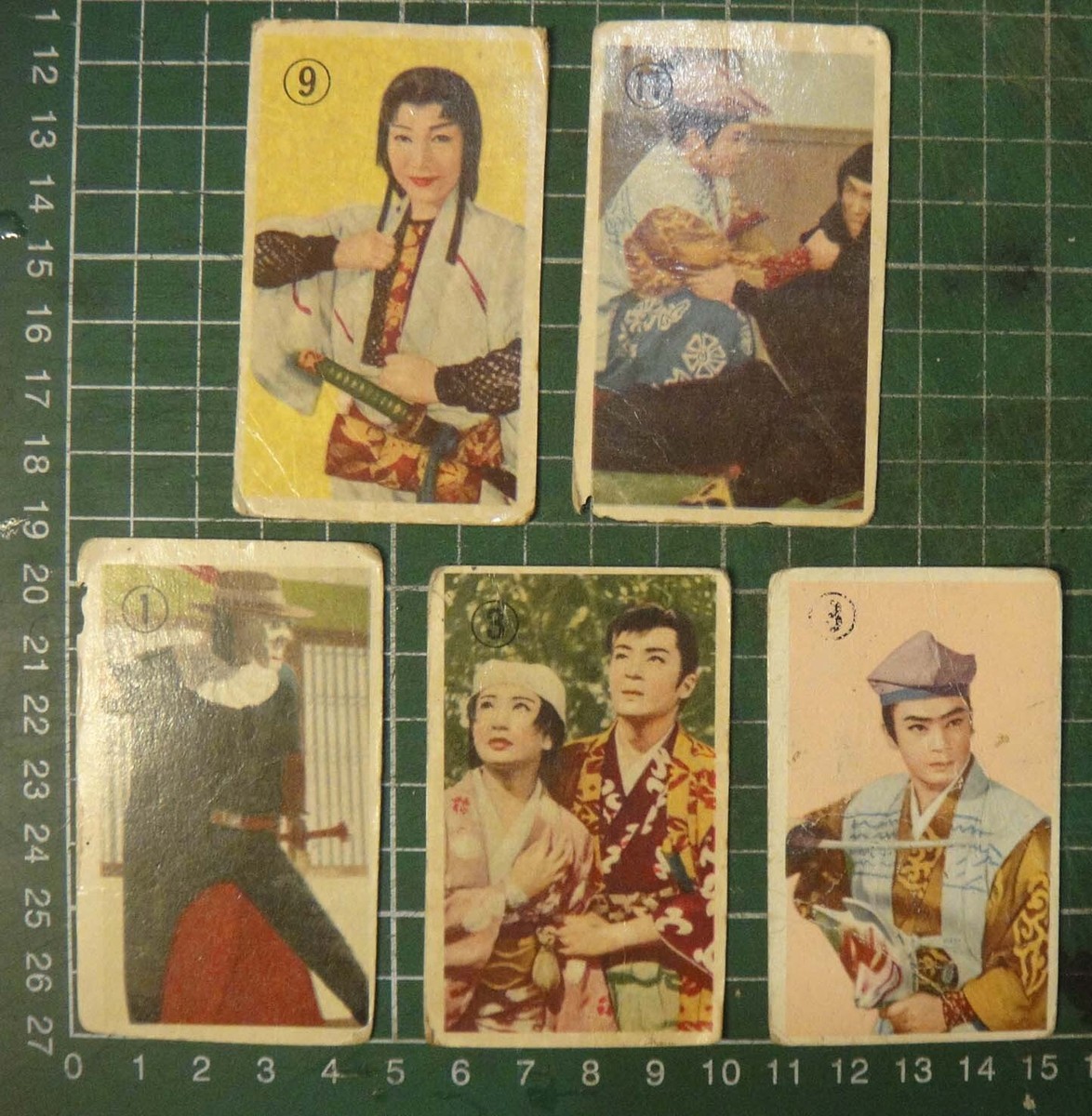 BS1-186) vintage 1960's Japan Menko Trading Cards x 5 風小僧 Kaze