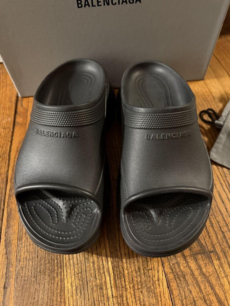 BALENCIAGA X CROCS POOL SLIDE SANDALS Side 8M/9.5W. | eBay BALENCIAGA X CROCS POOL SLIDE SANDALS Side 8M/9.5W. | eBay