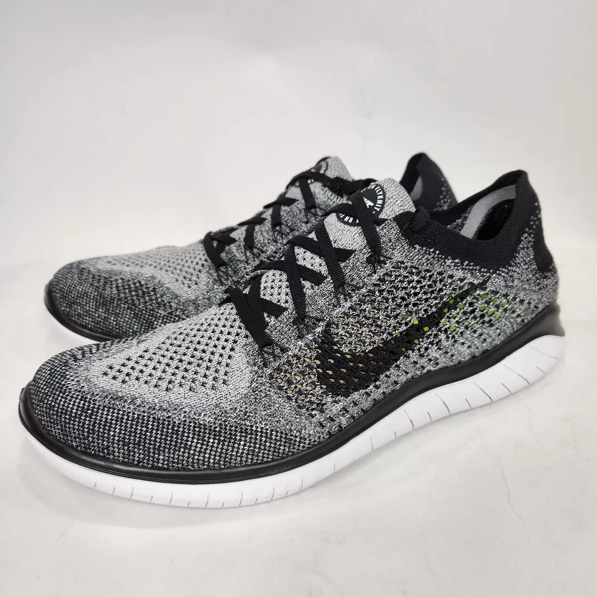 Skibform fragment Bør Nike Free RN Flyknit 2018 Mens Size 12 Oreo Black White Gray Running  942838-101 | eBay