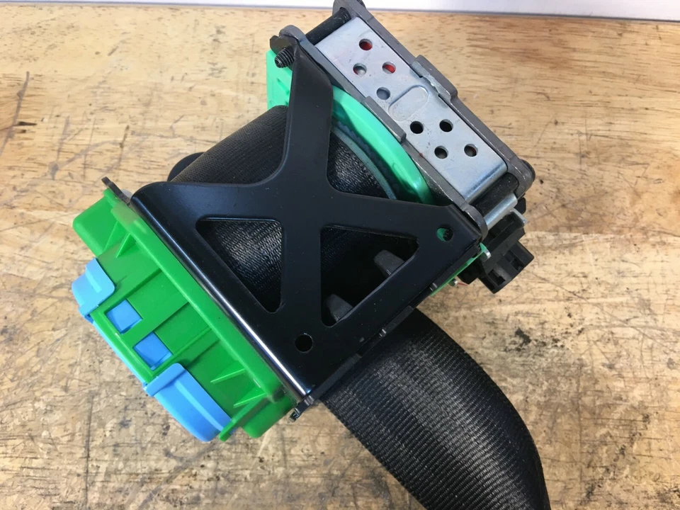 Audi R8 V8 2009 diestro pasajero lado derecho retractor cinturón seguridad *defecto* OEM 2346 Foto 2 de 4