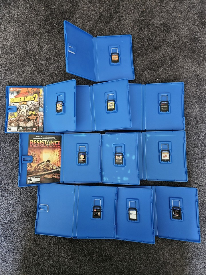 PS Vita Game Lot, 10 Games Killzone, Metal Gear Solid, Persona 4, Jak