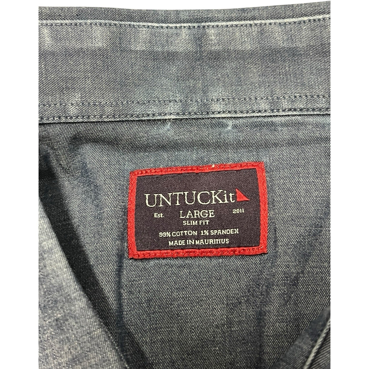 Untuckit Shirt Mens Large Blue Slim Fit Chambray Button Up Casual Modern Classic
