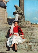 29  PONT L ABBE COSTUME ET COIFFE BIGOUDEN