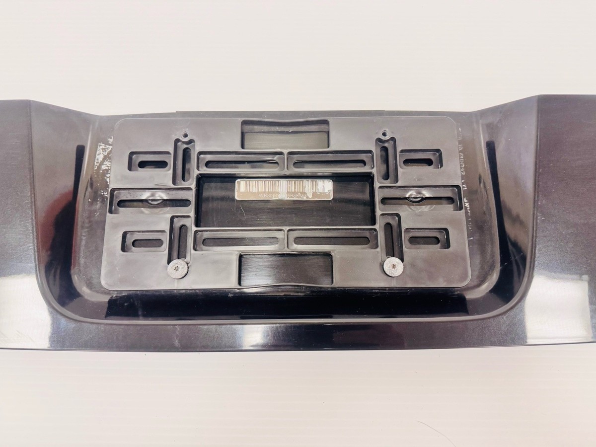 鉄道プレート 3208 2004-2010 BMW E60 M5 5 Series Rear Trunk Lid License Plate Panel