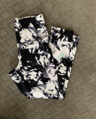 NWT Women s Balance Collection Yoga Capri Leggings Pants Size S