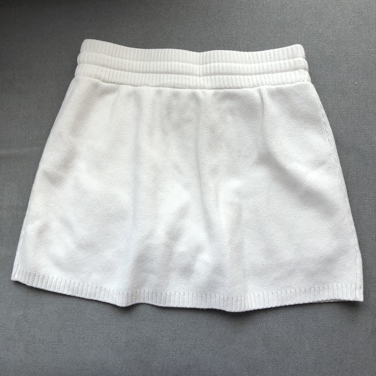 Alo Yoga Scholar Knit Cargo Skirt Ivory XS | eBay