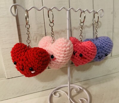 Cute Crochet Heart Keychains for Valentine s Day, Handmade, New, 2.8 x 2.5 in