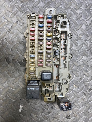 96 97 98 99 00 HONDA CIVIC UNDER DASH FUSE BOX W/ FUSES RELAYS OEM