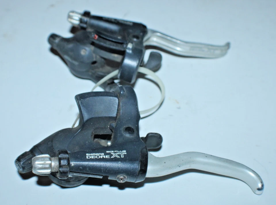 Shimano Deore XT Trigger Shifter Brake Set ST-M737 Black 3x8 Speed USA Shipper:) - Image 4 of 4