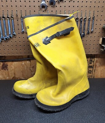Servus by Honeywell Yellow Rubber Overboot Boots Men's 11 SHIPS WORLDWIDE
