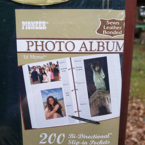 PIONEER 4" x 6" Green Leather Bonded Photo Album - 2 Pack - Picture 14 of 15