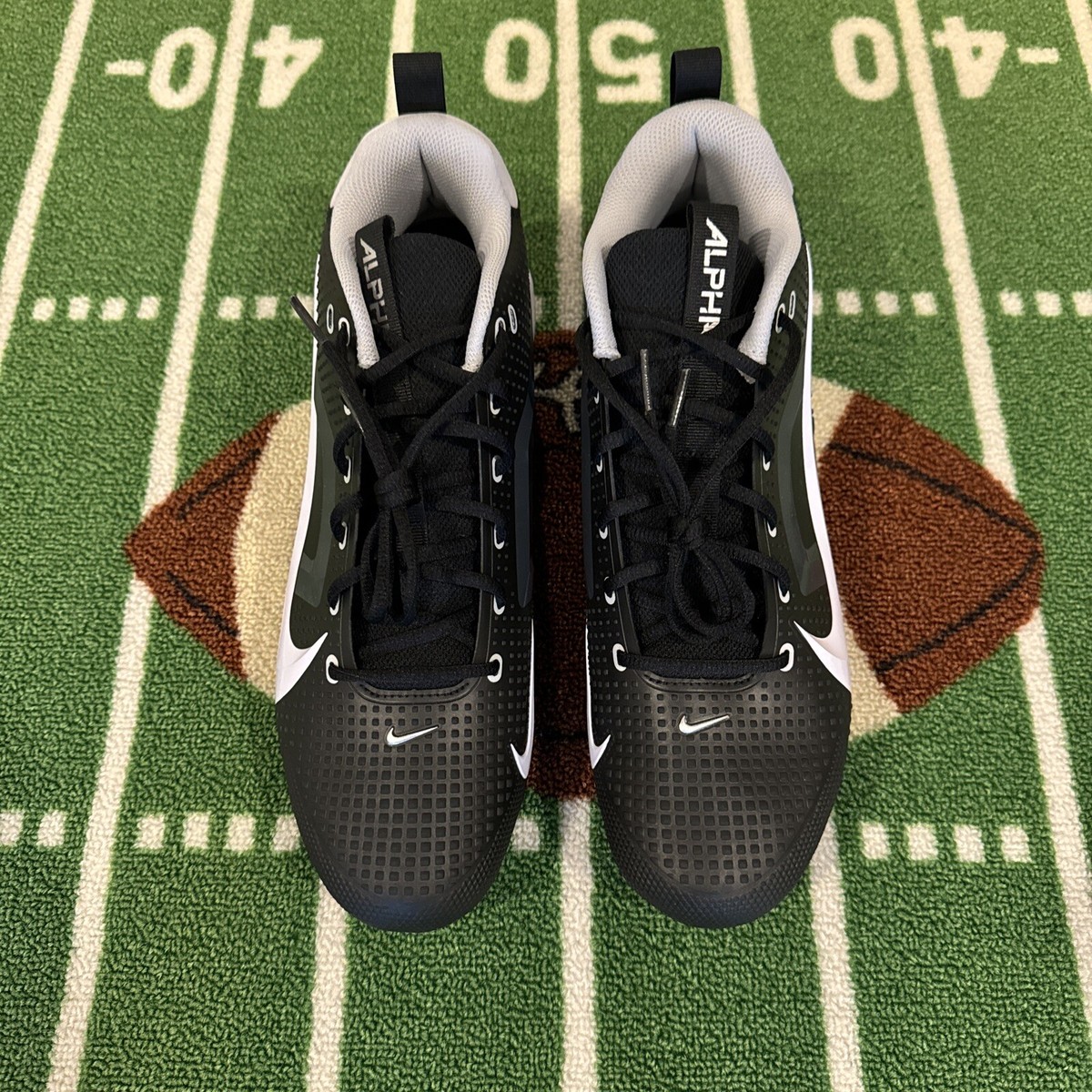 Nike Alpha Menace 4 Varsity Football Cleats Black/White 