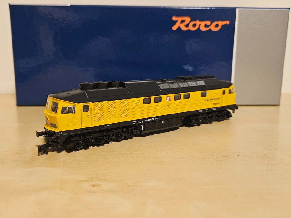 Roco 36422, Spur TT, Ludmilla Diesellok BR 233 493-6, DB-AG Bahnbau, Ep. VI