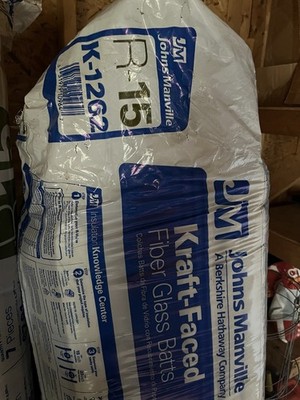 Johns Manville R15 Kraft-Faced Fiberglass Insulation Batts 67.81sqft 2x4 Walls