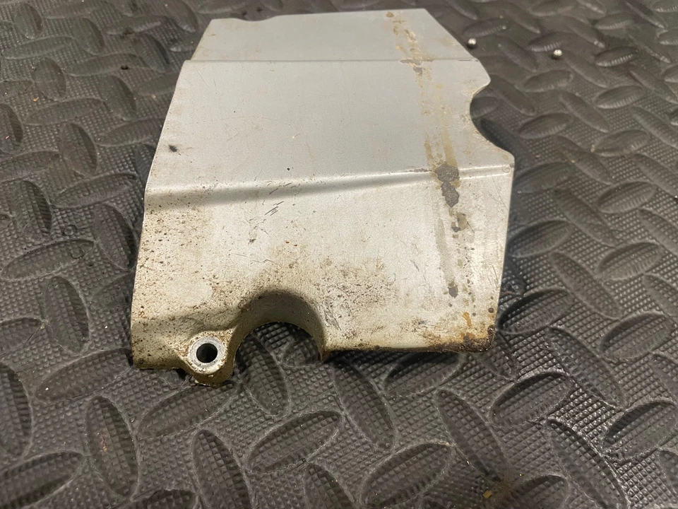 Cubierta de piñón delantero Honda CB125 S 1984 Foto 2 de 4