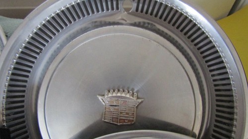 1974 1975 1976 Cadillac DeVille Hubcap Wheelcover Set of 4 Plus 8 Track Tape OEM - Picture 6 of 12