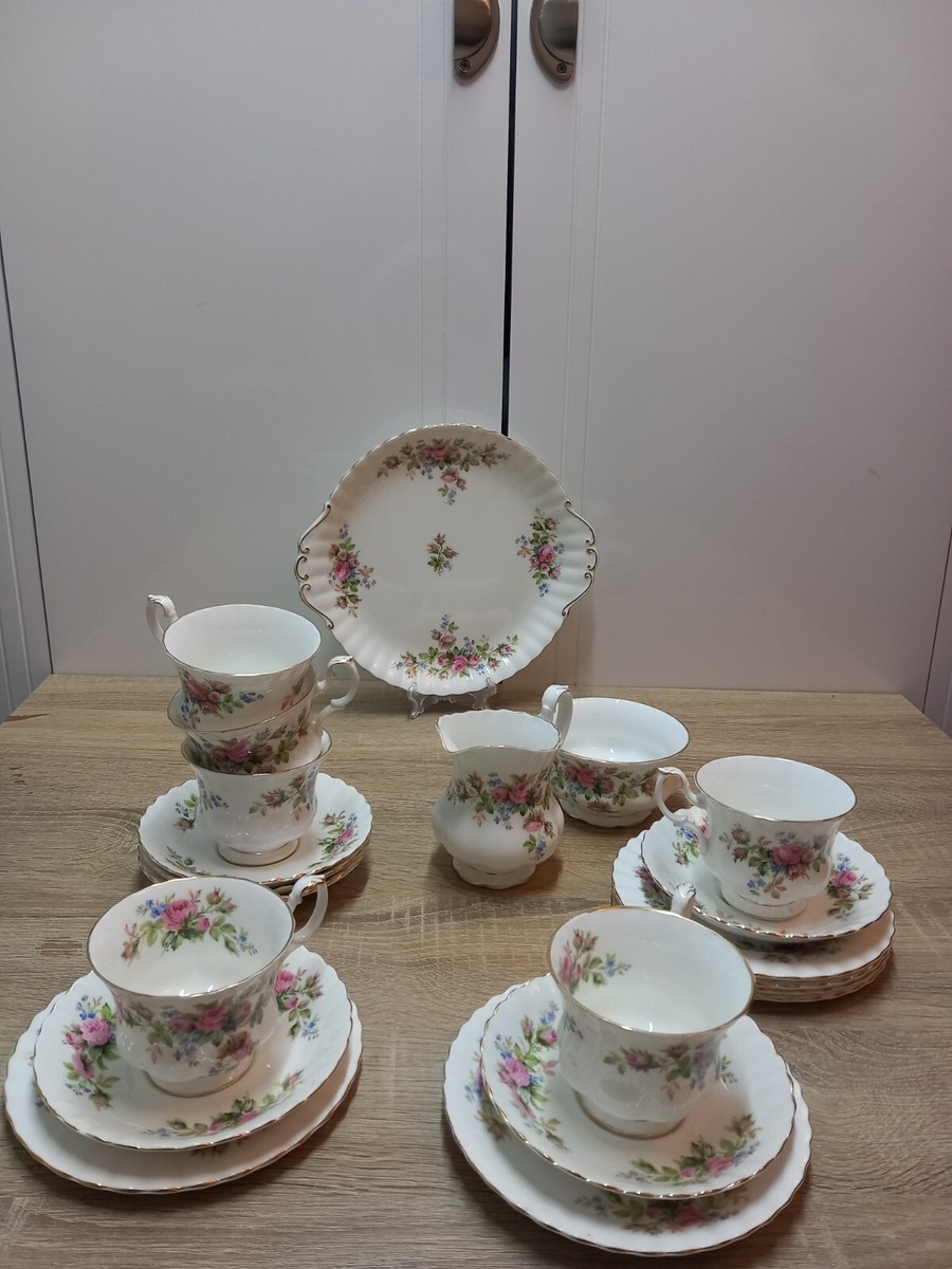 Royal Albert Moss Rose Tea 20 Pieces UK