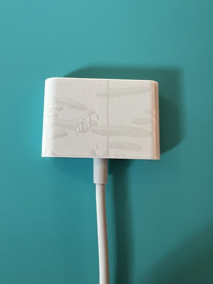 Genuine Apple Lightning Digital AV Adapter HDMI-iPhone iPad MD826AM/A Grade A - Image 4 of 4