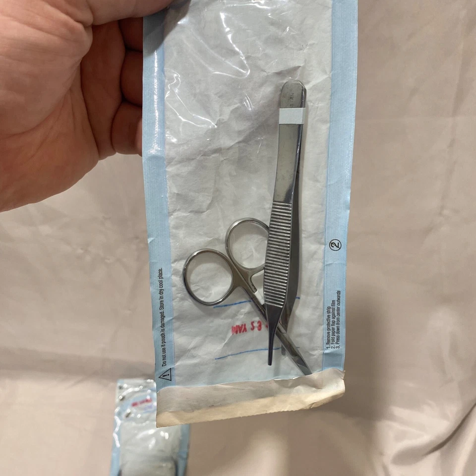 Kit de herramientas de aseo para el cuidado de la salud recortadoras pinzas y tijeras todo sellado Foto 4 de 4