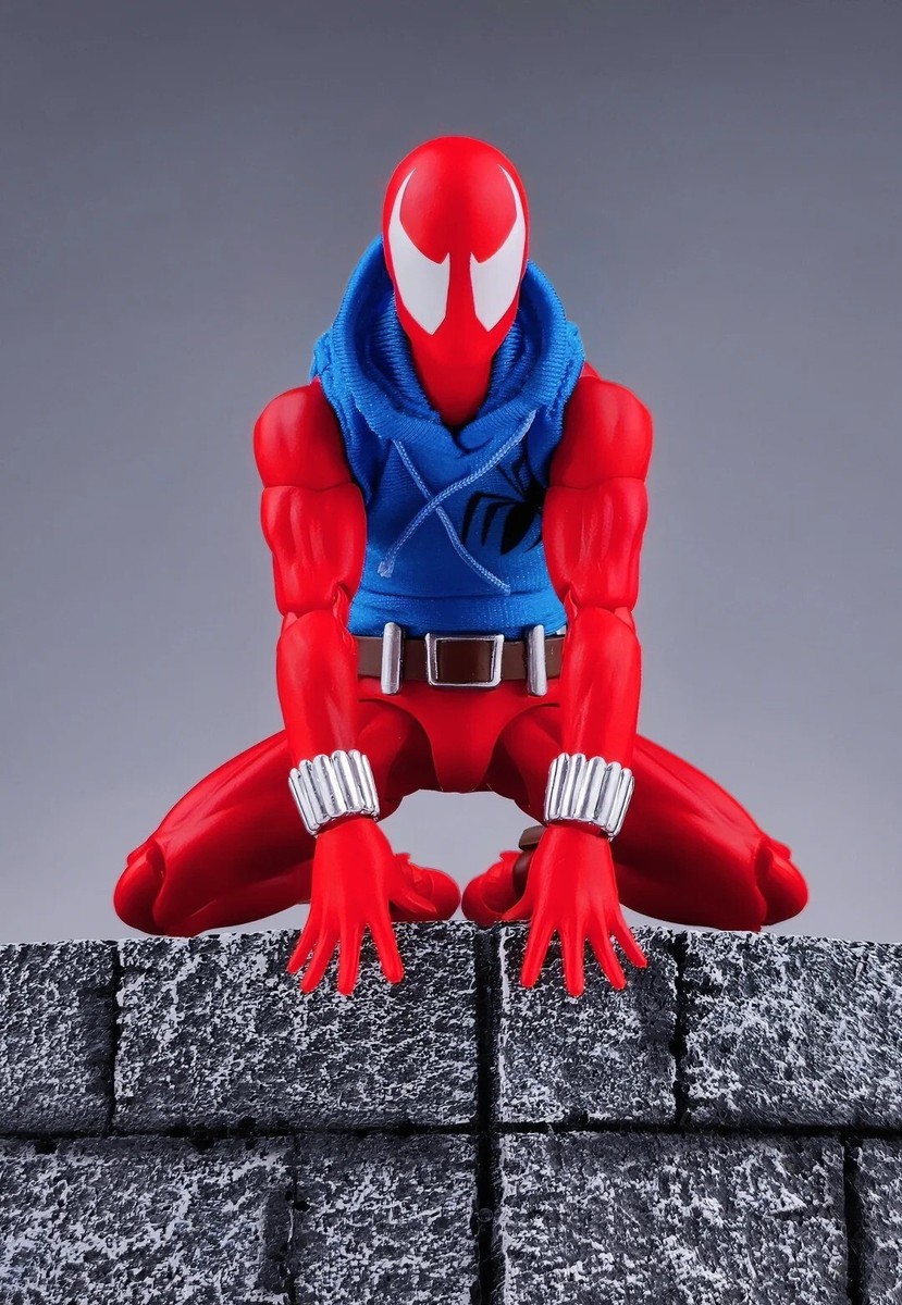 IN STOCK】CT Toys Mafex No.186 Scarlet Spider-Man Comic Ver IN STOCK】CT Toys Mafex No.186 Scarlet Spider-Man Comic Ver