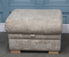 PARKER KNOLL LIFESTYLE STORAGE FOOTSTOOL IN ATHENA NATURAL FABRIC (1307)